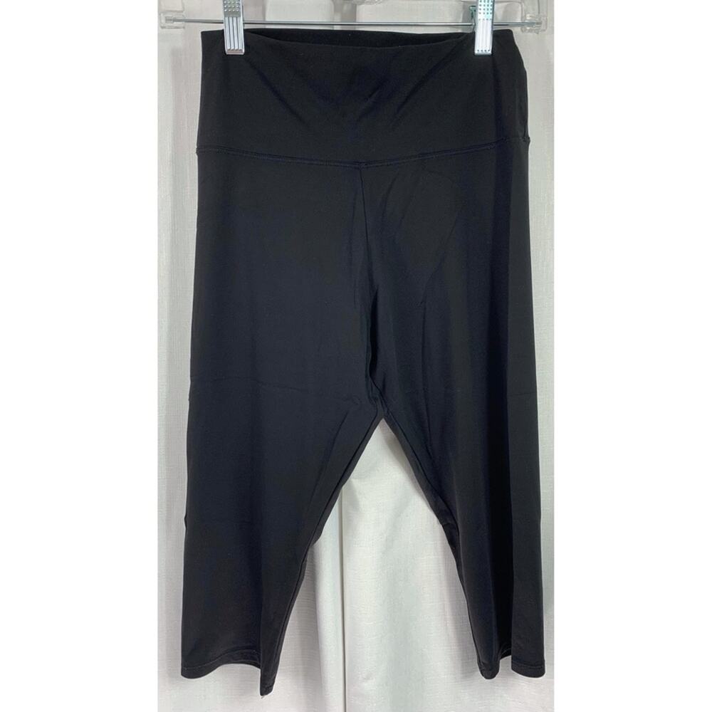 50% OFF KTRNA Dance Leggings Activewear Black Capris